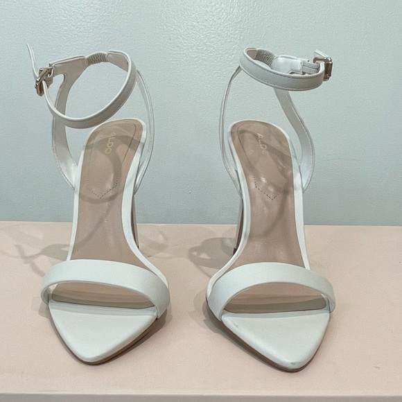 Aldo White Leather Open Pointy Toe Strappy Heels With
Ankle Strap. - Picture 2 of 7
